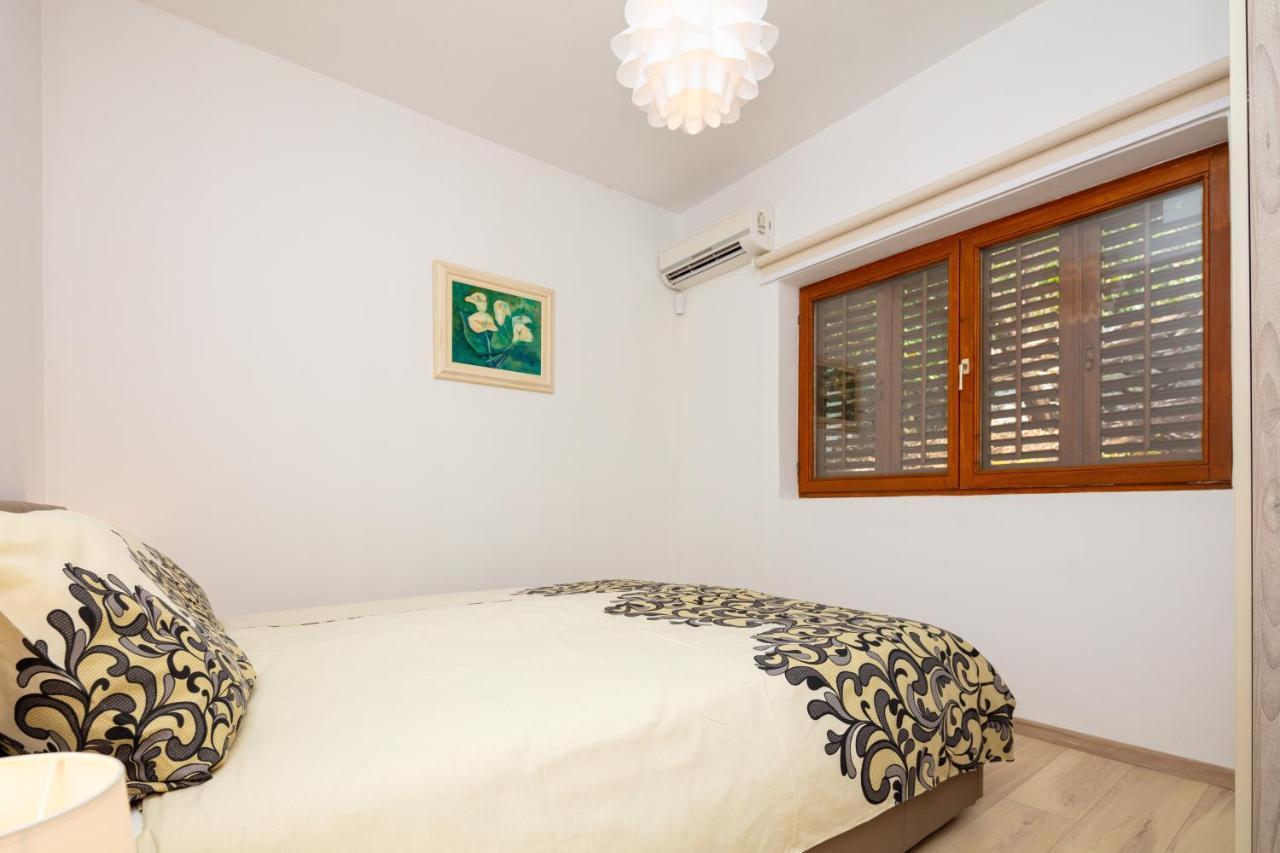 Al Pino Blue Property Premantura Dış mekan fotoğraf