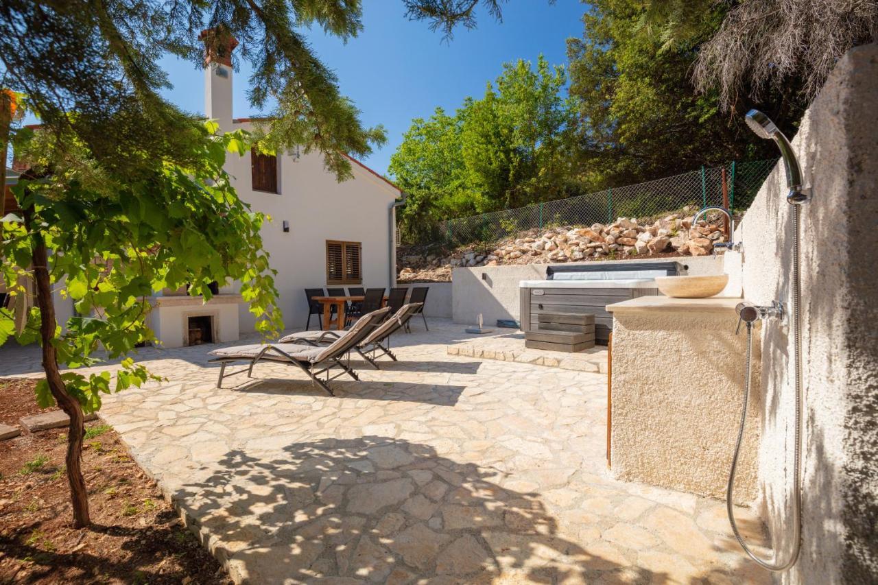 Al Pino Blue Property Premantura Dış mekan fotoğraf