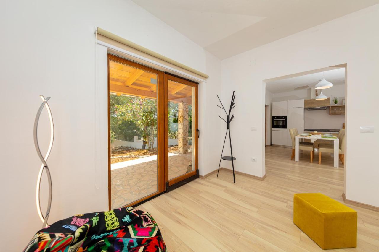 Al Pino Blue Property Premantura Dış mekan fotoğraf