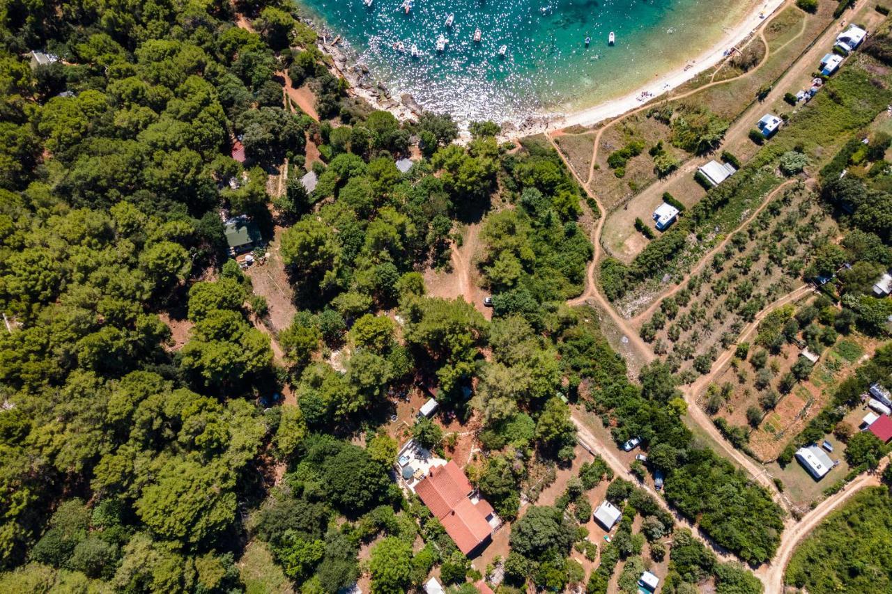 Al Pino Blue Property Premantura Dış mekan fotoğraf